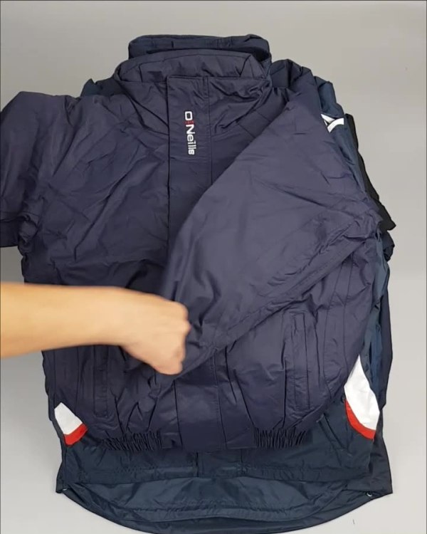 Фотография  208 - Куртки СПОРТ СТОК дети#10 кг , Лот№ 2641 оптом в Чебоксарах и Чувашской Республике