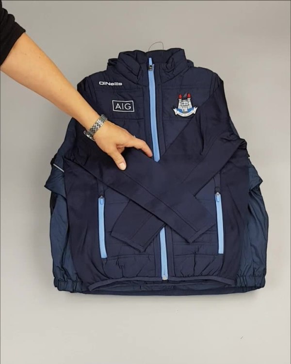 Фотография  773 - Куртки СПОРТ СТОК дети#10 кг , Лот№ 2642 оптом в Чебоксарах и Чувашской Республике