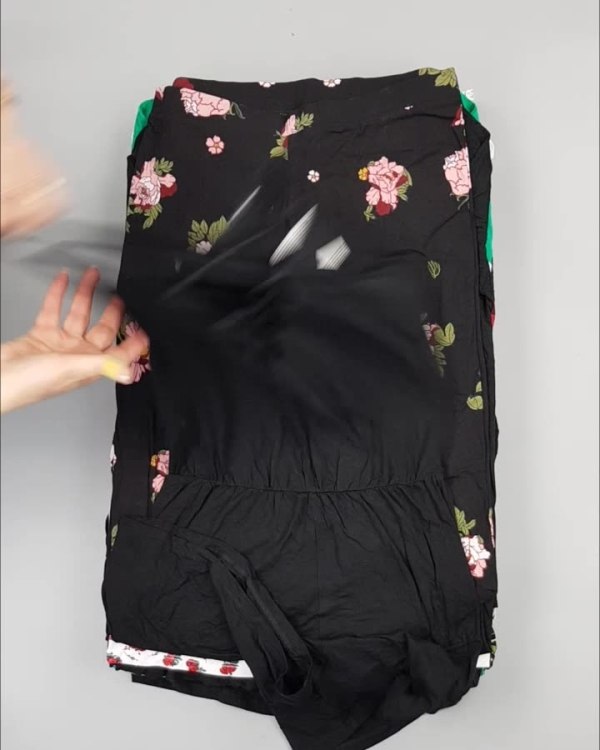 Фотография  440 - CALZEDONIA лето mix#50 шт, ЛОТ №4073 оптом в Чебоксарах и Чувашской Республике