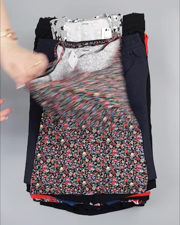 Фотография  529 - CALZEDONIA лето mix#50 шт, ЛОТ №4073 оптом в Чебоксарах и Чувашской Республике