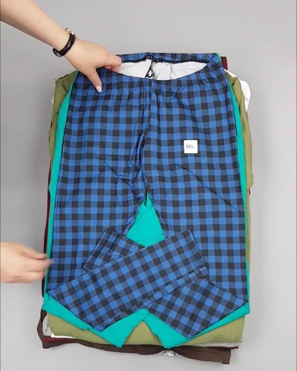 Фотография  930 - CIRCUS mix #11,8 кг, ЛОТ №4284 оптом в Чебоксарах и Чувашской Республике