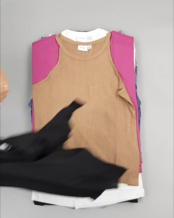 Фотография  225 - VILA Summer mix#15 кг, ЛОТ №4359 оптом в Чебоксарах и Чувашской Республике