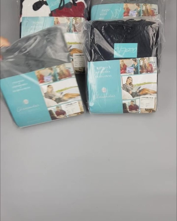 Фотография  203 - Халаты, комбинезоны (семейный) СТОК CAN#10 кг, ЛОТ №4452 оптом в Чебоксарах и Чувашской Республике