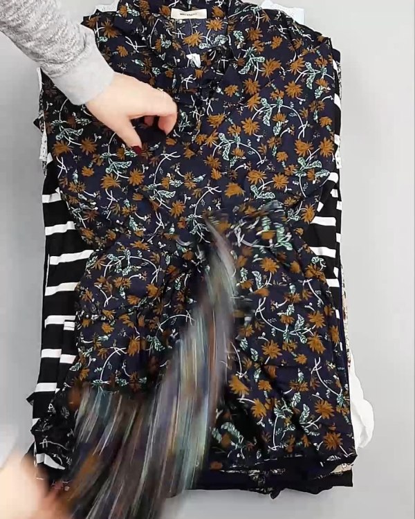 Фотография  704 - Платья Корея#20 шт, ЛОТ №5615 оптом в Чебоксарах и Чувашской Республике