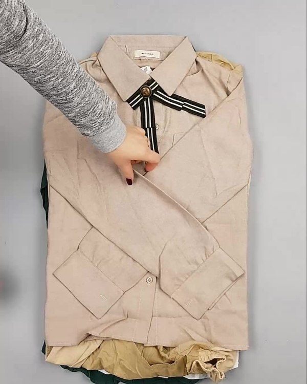 Фотография  977 - Блузки Корея#20 шт, ЛОТ №5622 оптом в Чебоксарах и Чувашской Республике