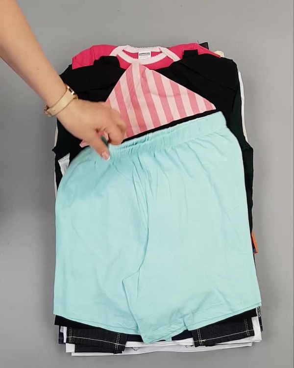 Фотография  820 - BRAND STOCK Kids Summer#10 кг, ЛОТ №5810 оптом в Чебоксарах и Чувашской Республике