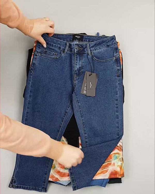 Фотография  325 - Англия СТОК лето#15 кг, ЛОТ №6004 оптом в Чебоксарах и Чувашской Республике