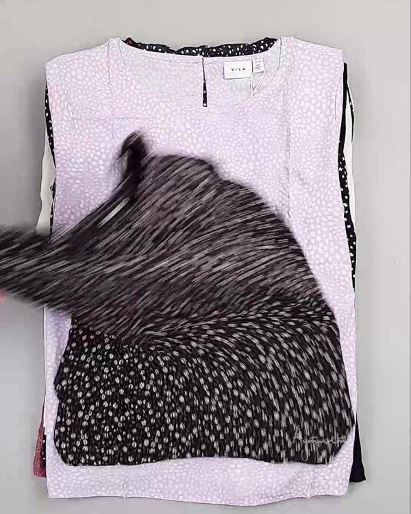 Фотография  944 - Блузки Bestseller 44#5 кг, ЛОТ №6082 оптом в Чебоксарах и Чувашской Республике