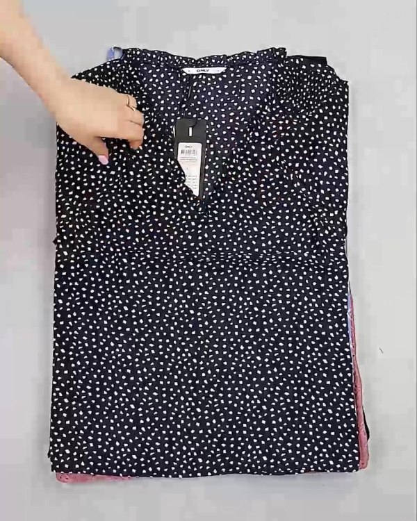 Фотография  597 - Блузки Bestseller 44#5 кг, ЛОТ №6084 оптом в Чебоксарах и Чувашской Республике