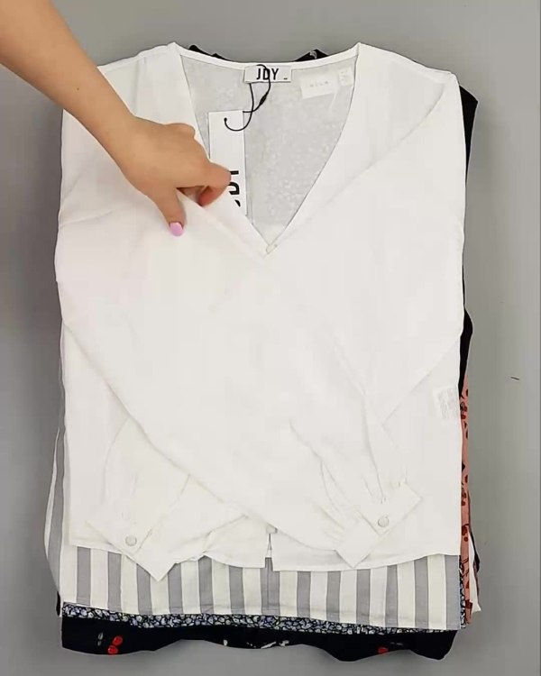 Фотография  101 - Блузки Bestseller 44#5 кг, ЛОТ №6084 оптом в Чебоксарах и Чувашской Республике