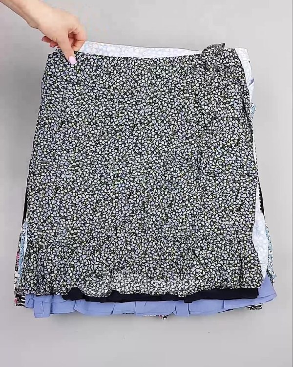 Фотография  466 - Юбки Bestseller 44#5 кг, ЛОТ №6121 оптом в Чебоксарах и Чувашской Республике