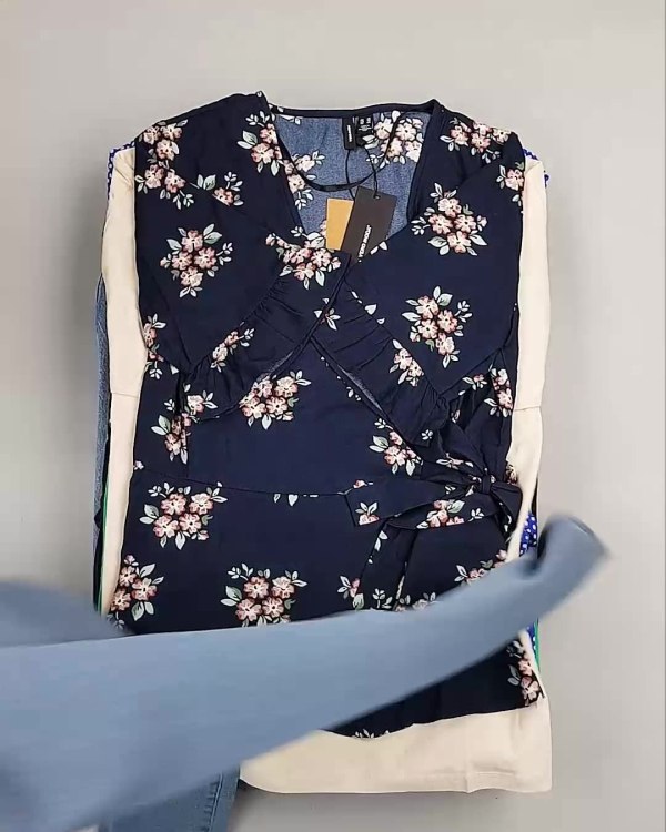 Фотография  796 - DK, Bestseller Summer mix#50 кг, ЛОТ №6186 оптом в Чебоксарах и Чувашской Республике