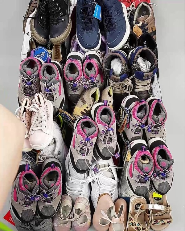 Фотография  940 - Обувь СТОК дети лето#15,7 кг, ЛОТ №6188 оптом в Чебоксарах и Чувашской Республике