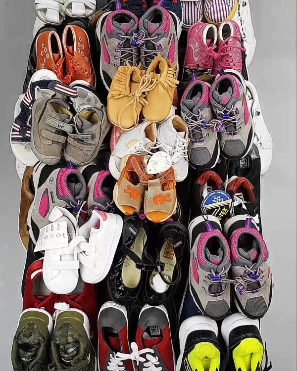 Фотография  384 - Обувь СТОК дети лето#15,4 кг, ЛОТ №6192 оптом в Чебоксарах и Чувашской Республике