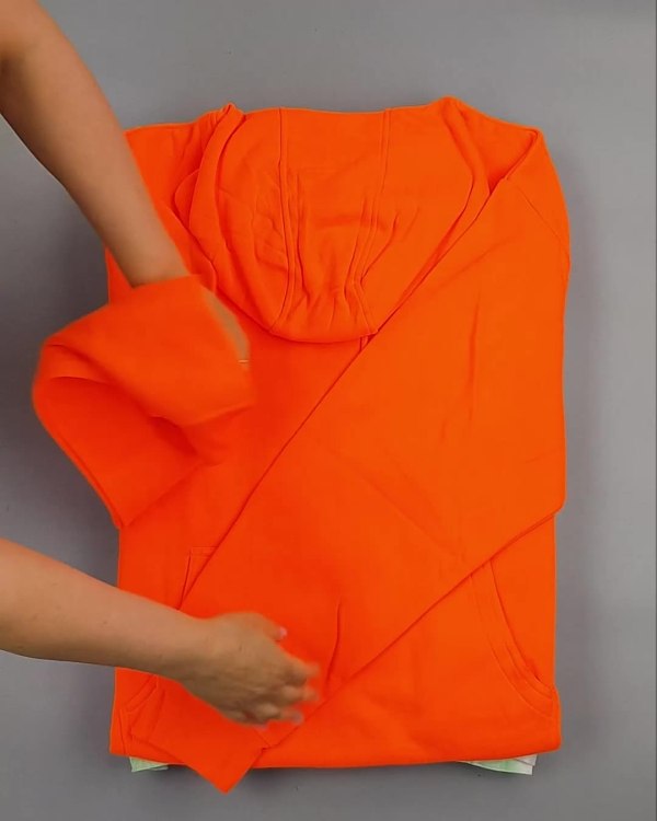 Фотография  406 - Толстовки СТОК CAN 0424#10 кг, ЛОТ №6425 оптом в Чебоксарах и Чувашской Республике