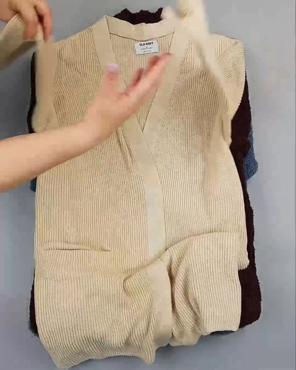 Фотография  667 - Кардиганы СТОК CAN#10 кг, ЛОТ №6474 оптом в Чебоксарах и Чувашской Республике