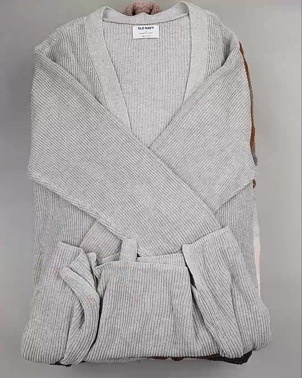 Фотография  538 - Кардиганы СТОК CAN#10 кг, ЛОТ №6474 оптом в Чебоксарах и Чувашской Республике