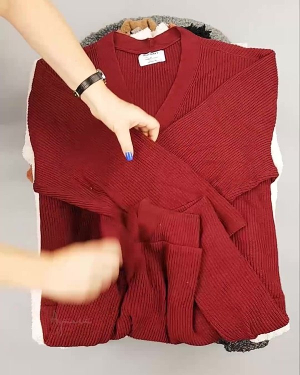 Фотография  730 - Кардиганы СТОК CAN#10 кг, ЛОТ №6887 оптом в Чебоксарах и Чувашской Республике