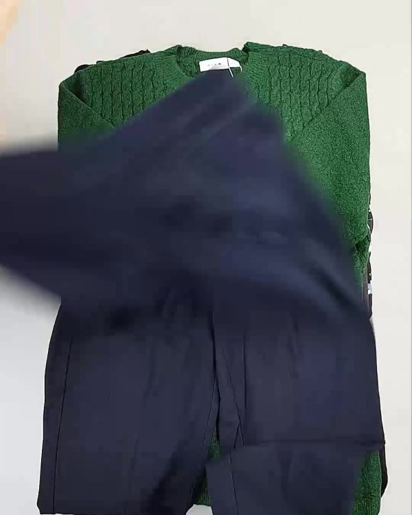 Фотография  889 - DK+Bestseller Winter mix 064#15 кг, ЛОТ №6895 оптом в Чебоксарах и Чувашской Республике