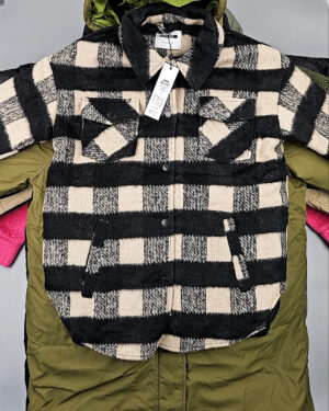 Купить Верхняя одежда BESTSELLER Дания#12 кг, ЛОТ №5189 оптом в Чебоксарах и Чувашской Республике