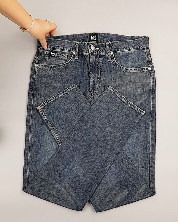 Фотография  892 - Джинсы LEE м/ж#7,9 кг, ЛОТ №7032 оптом в Чебоксарах и Чувашской Республике