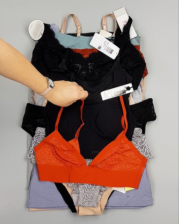 Фотография  275 - Нижнее белье TRIUMPH 104#33 шт, ЛОТ №7134 оптом в Чебоксарах и Чувашской Республике