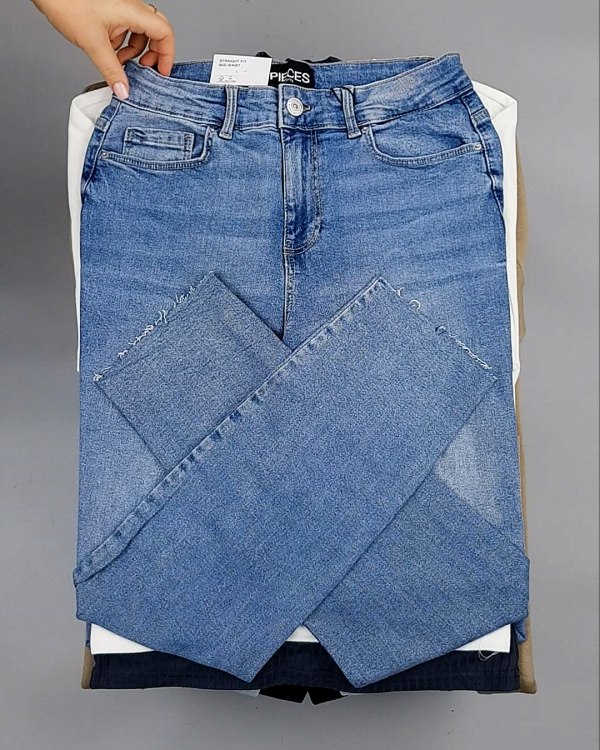 Фотография  429 - PIECES Winter mix 104#15 кг, ЛОТ №7144 оптом в Чебоксарах и Чувашской Республике