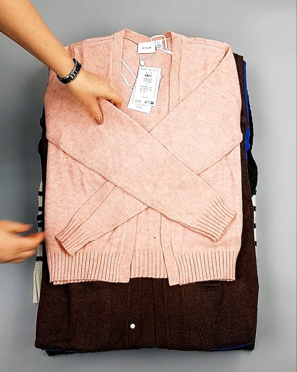 Фотография  987 - Кардиганы VILA W 104#7 кг, ЛОТ №7382 оптом в Чебоксарах и Чувашской Республике