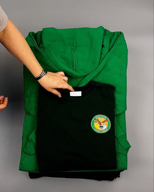 Фотография  906 - Толстовки м/ж (Sweat Tops)#20 кг, ЛОТ №7431 оптом в Чебоксарах и Чувашской Республике