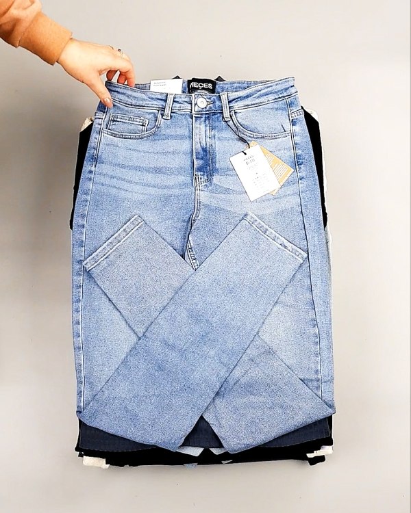 Фотография  266 - PIECES Winter mix 104#15 кг, ЛОТ №7379 оптом в Чебоксарах и Чувашской Республике