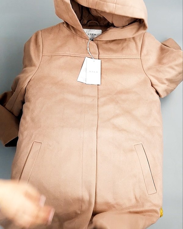 Фотография  330 - Пальто Bestseller 104#10 кг, ЛОТ №7557 оптом в Чебоксарах и Чувашской Республике