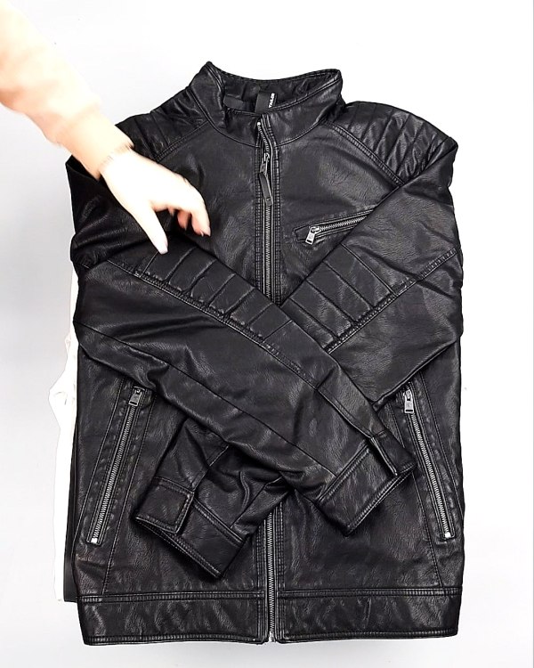 Фотография  728 - Верхняя одежда весна TOM TAILOR 124#7,1 кг, ЛОТ №7580 оптом в Чебоксарах и Чувашской Республике