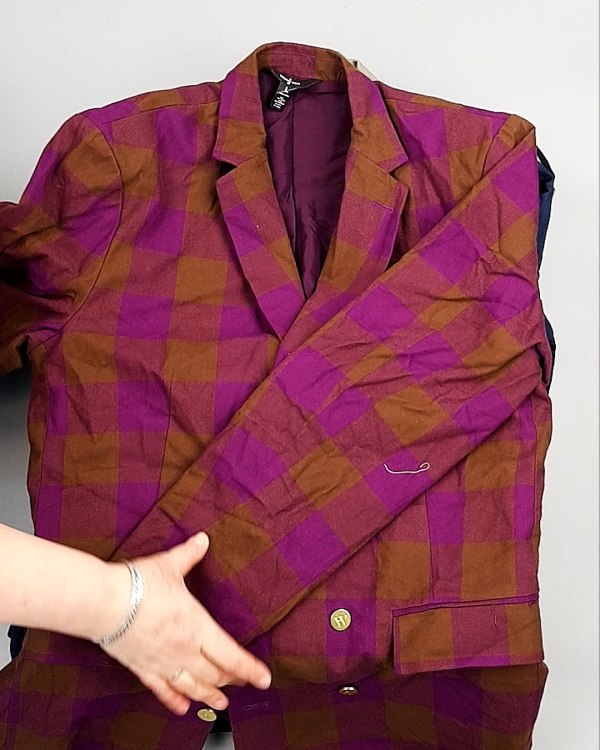 Фотография  621 - Пиджаки муж AMAZON 015#7,8 кг, ЛОТ №7774 оптом в Чебоксарах и Чувашской Республике