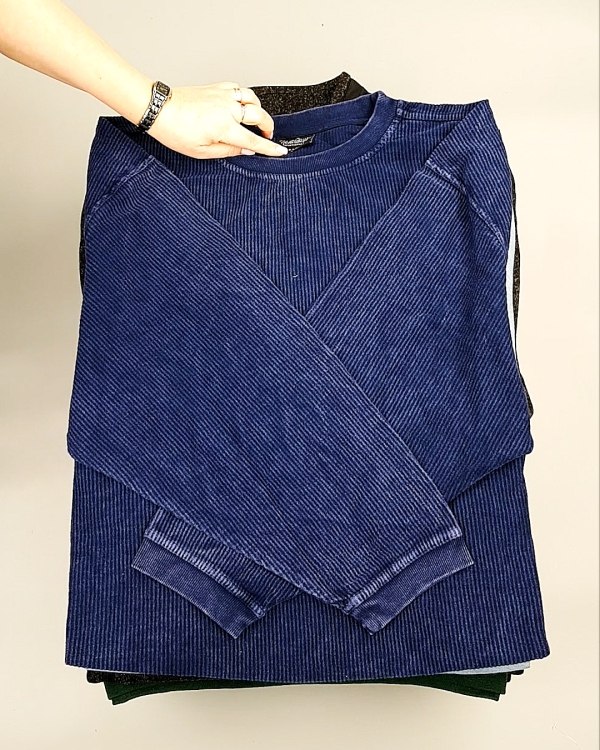 Фотография  890 - SWEATSHIRT CAN 084#10 кг, ЛОТ №7621 оптом в Чебоксарах и Чувашской Республике