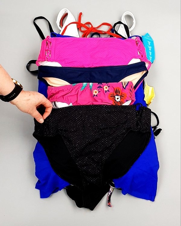 Фотография  783 - Купальники СТОК CAN 124#5 кг, ЛОТ №7690 оптом в Чебоксарах и Чувашской Республике