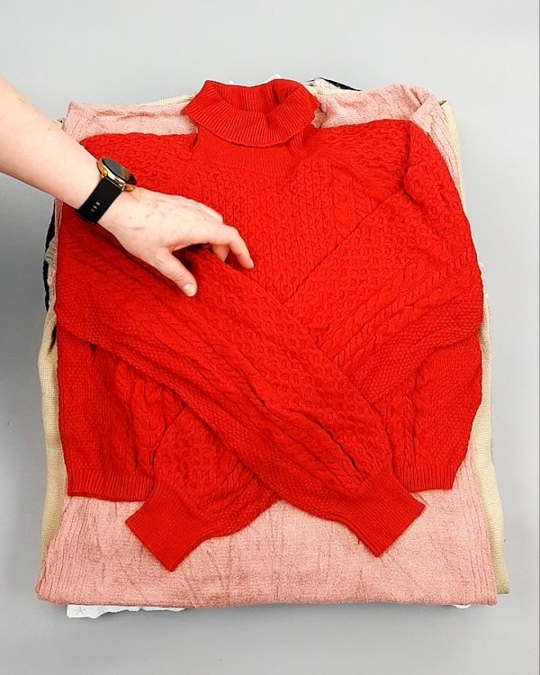 Фотография  213 - Джемпера СТОК CAN 084#7 кг, ЛОТ №7649 оптом в Чебоксарах и Чувашской Республике