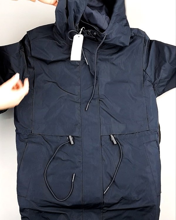 Фотография  833 - Верхняя одежда весна TOM TAILOR 124#7,8 кг, ЛОТ №7581 оптом в Чебоксарах и Чувашской Республике