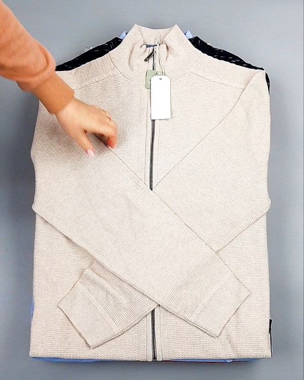 Фотография  680 - Джемпера легкие мужские TOM TAILOR 124#8,35 кг, ЛОТ №7605 оптом в Чебоксарах и Чувашской Республике