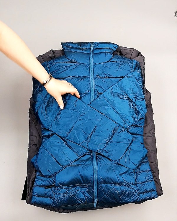 Фотография  375 - Верхняя одежда AMAZON жен 015#10 кг, ЛОТ №7712 оптом в Чебоксарах и Чувашской Республике