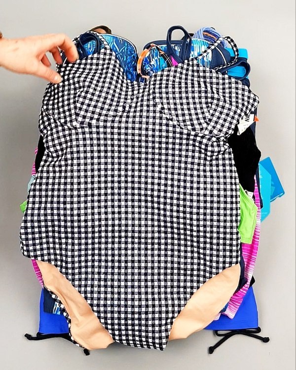 Фотография  843 - Купальники СТОК CAN 124#5 кг, ЛОТ №7689 оптом в Чебоксарах и Чувашской Республике