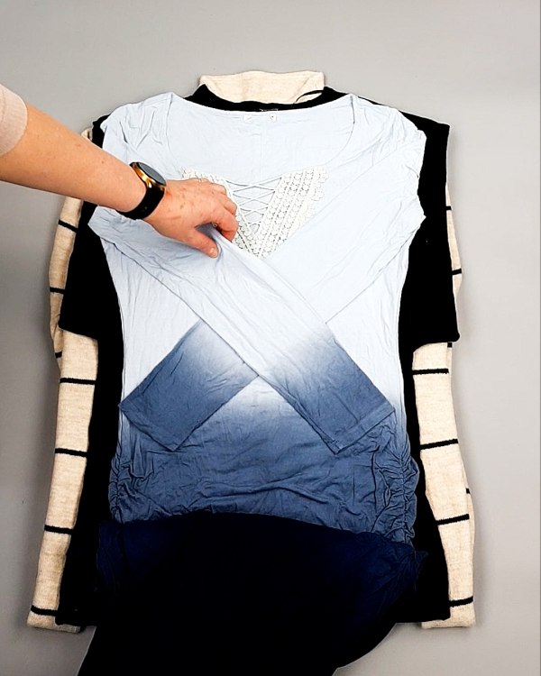 Фотография  566 - Платья СТОК CAN зима 084#7 кг, ЛОТ №7695 оптом в Чебоксарах и Чувашской Республике