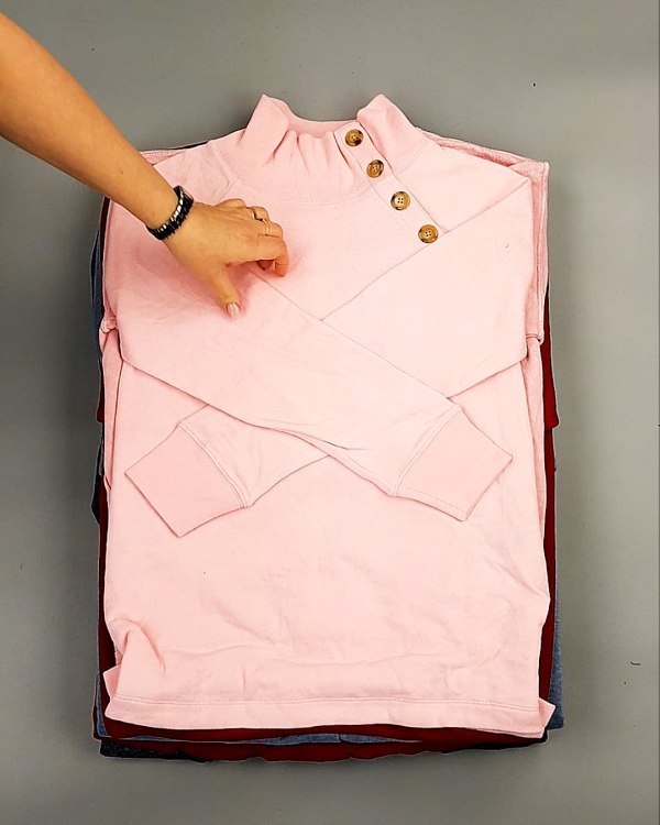 Фотография  581 - SWEATSHIRT CAN 084#10 кг, ЛОТ №7618 оптом в Чебоксарах и Чувашской Республике