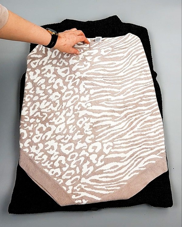 Фотография  285 - Джемпера СТОК CAN 084#7 кг, ЛОТ №7648 оптом в Чебоксарах и Чувашской Республике