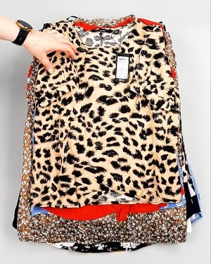 Фотография  682 - Блузки Bestseller 44#5 кг, ЛОТ №8026 оптом в Чебоксарах и Чувашской Республике