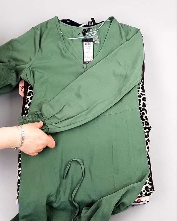 Фотография  397 - Платья Bestseller+DK Summer 035#5 кг, ЛОТ №8057 оптом в Чебоксарах и Чувашской Республике