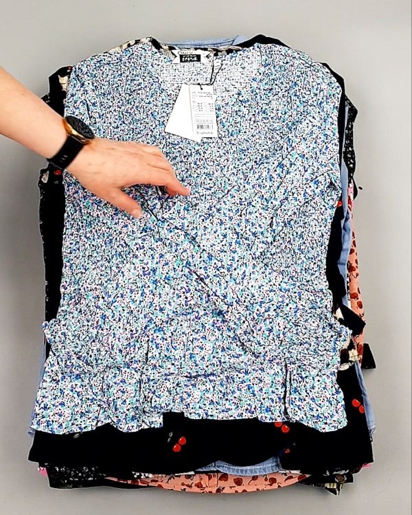 Фотография  536 - Блузки Bestseller 44#5 кг оптом в Чебоксарах и Чувашской Республике