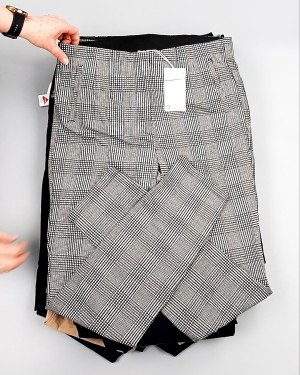 Фотография  748 - Брюки женские лето C&A 025#10 кг оптом в Чебоксарах и Чувашской Республике