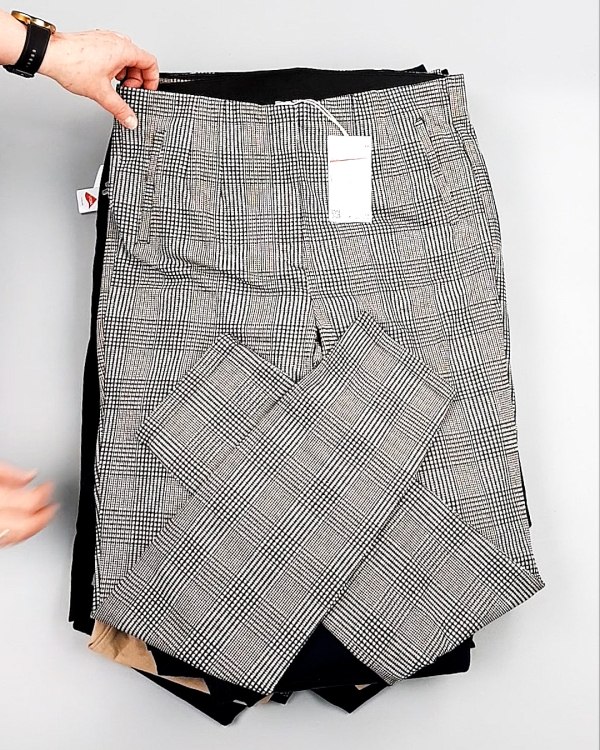 Фотография  830 - Брюки женские лето C&A 025#10 кг оптом в Чебоксарах и Чувашской Республике