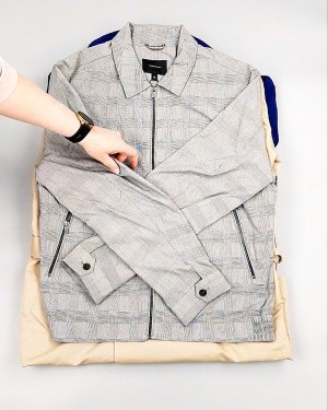 Фотография  588 - Ветровки м/ж C&A 025#10 кг, ЛОТ №7864 оптом в Чебоксарах и Чувашской Республике