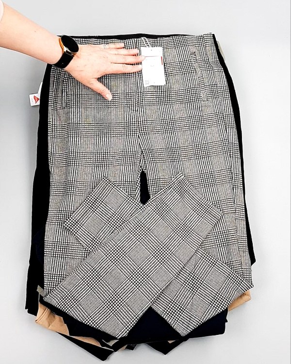 Фотография  191 - Брюки женские лето C&A 025#10 кг, ЛОТ №7892 оптом в Чебоксарах и Чувашской Республике